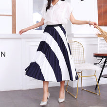 Load image into Gallery viewer, Elastic Pattern Pleated Skirt
